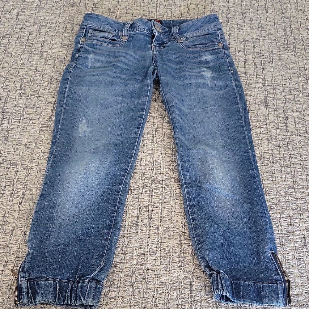 G BY GUESS BLUE  LOWRISE ANKLE  JEANS 24